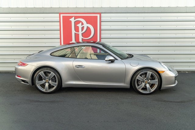 2018 Porsche 911 Carrera
