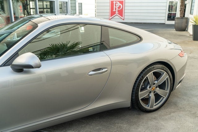 2018 Porsche 911 Carrera