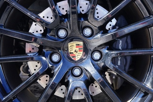 2011 Porsche 911 Carrera 4 Carrera 4