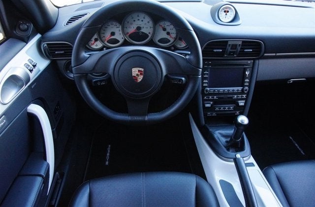 2011 Porsche 911 Carrera 4 Carrera 4