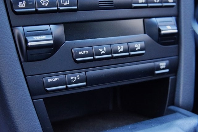 2011 Porsche 911 Carrera 4 Carrera 4