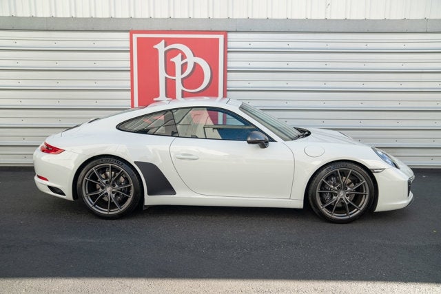 2018 Porsche 911 Carrera T