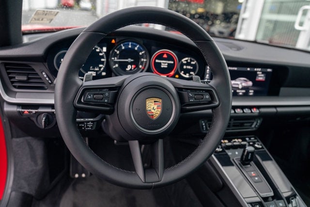 2020 Porsche 911 Carrera