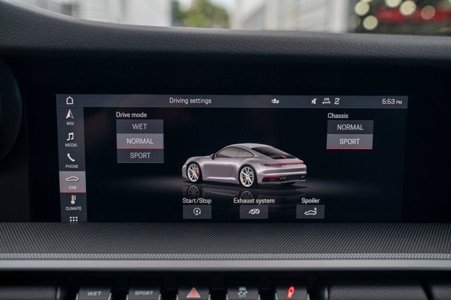 2020 Porsche 911 Carrera