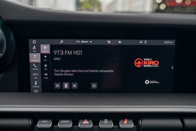 2020 Porsche 911 Carrera