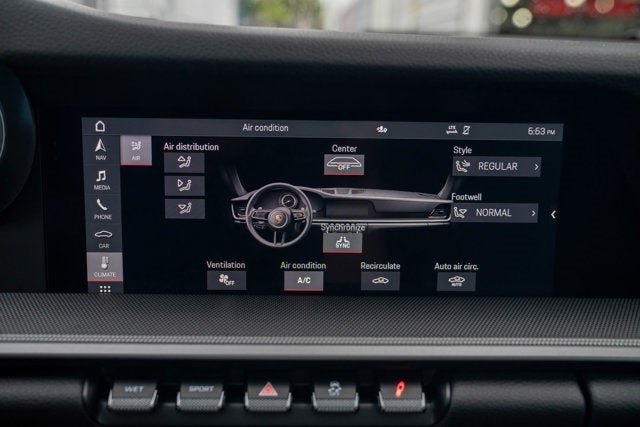 2020 Porsche 911 Carrera