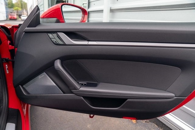 2020 Porsche 911 Carrera