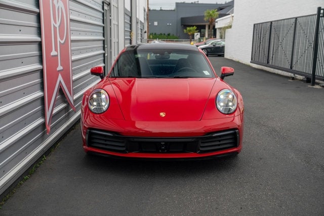 2020 Porsche 911 Carrera