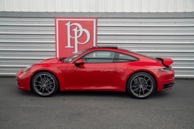 2020 Porsche 911 Carrera