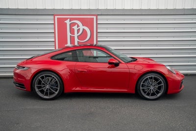 2020 Porsche 911 Carrera