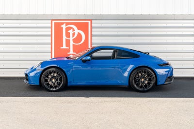 2025 Porsche 911 Carrera