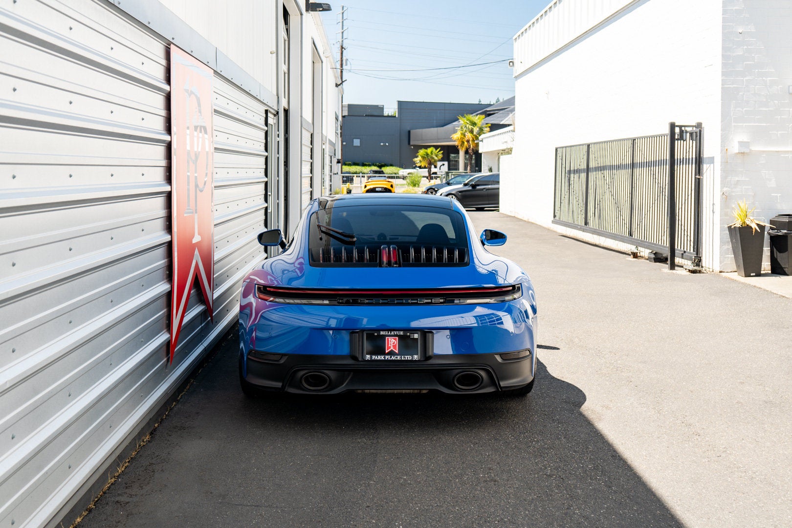 2025 Porsche 911 Carrera