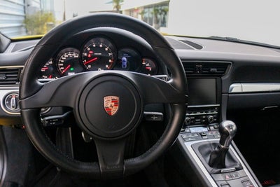 2015 Porsche 911 Carrera Coupe