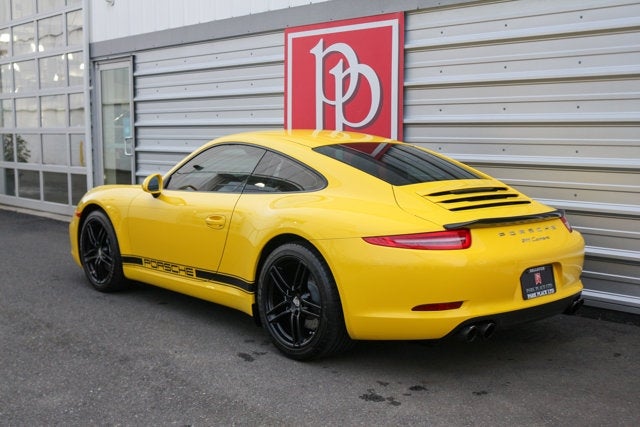2015 Porsche 911 Carrera Coupe
