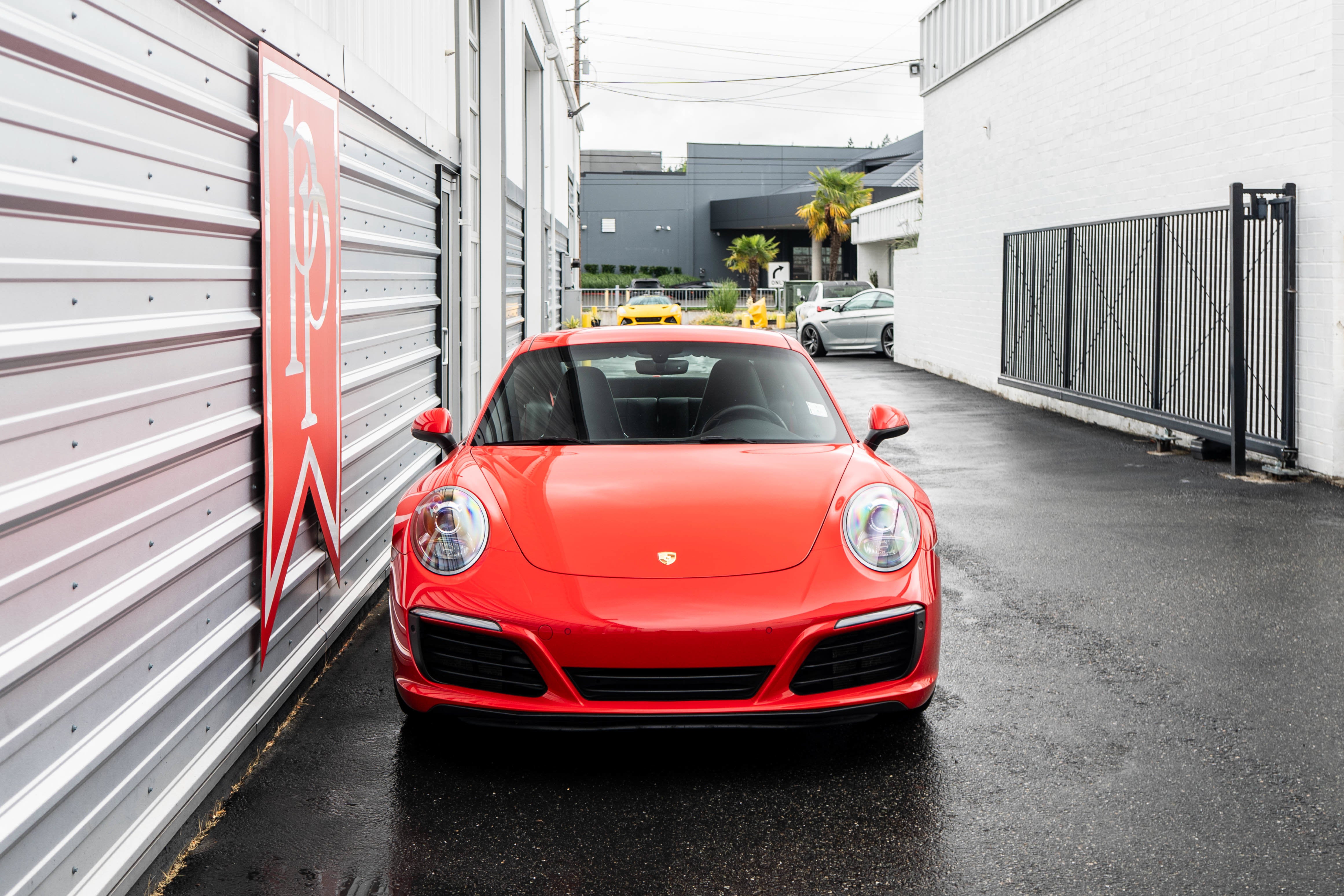 2018 Porsche 911 Carrera
