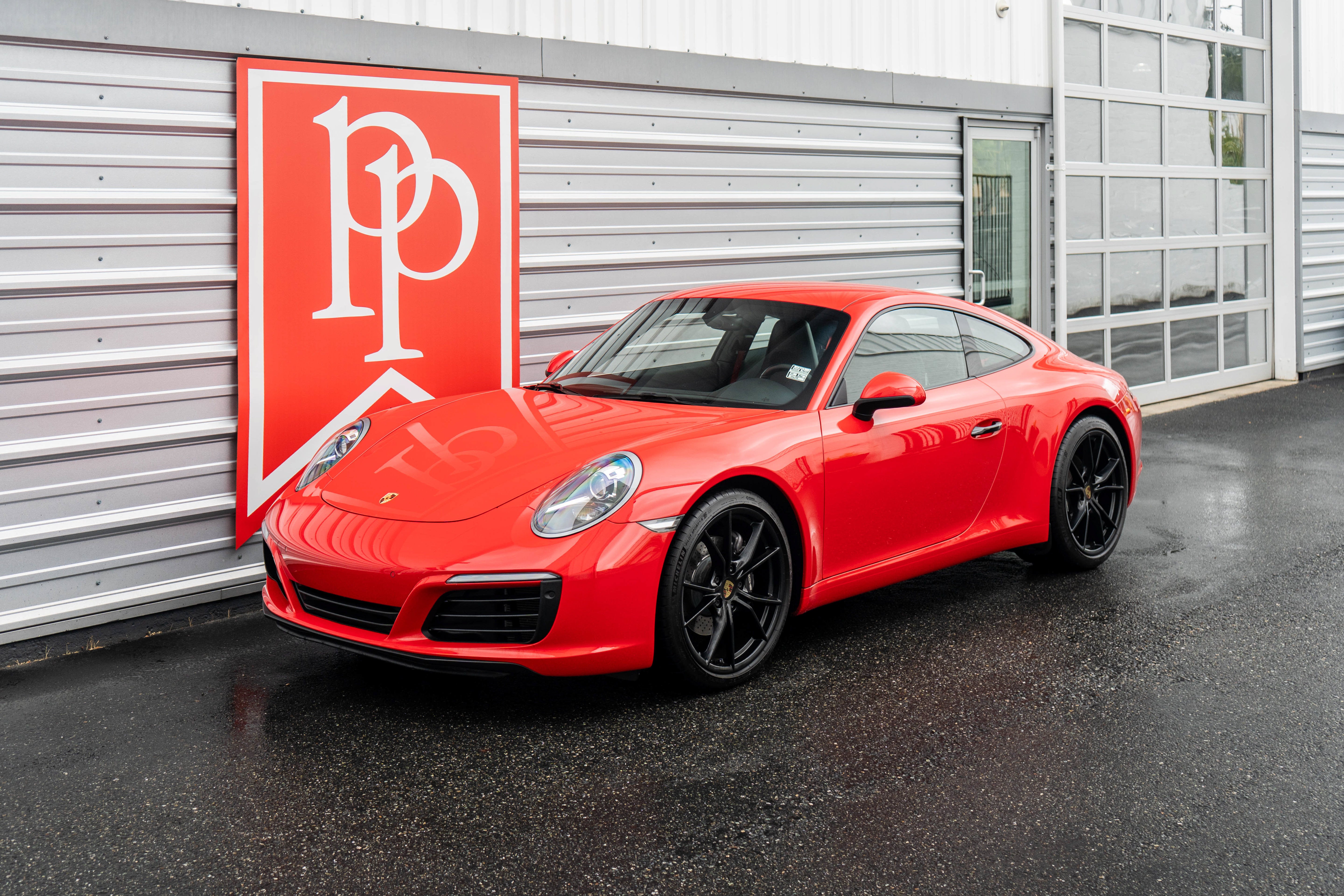2018 Porsche 911 Carrera
