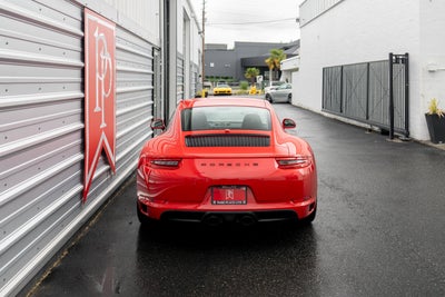 2018 Porsche 911 Carrera