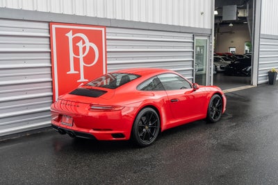 2018 Porsche 911 Carrera