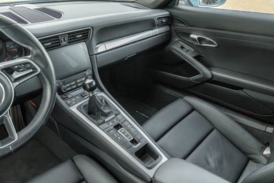 2019 Porsche 911 Carrera