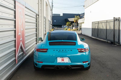2019 Porsche 911 Carrera