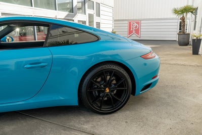 2019 Porsche 911 Carrera