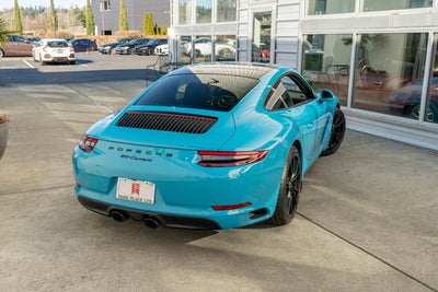 2019 Porsche 911 Carrera