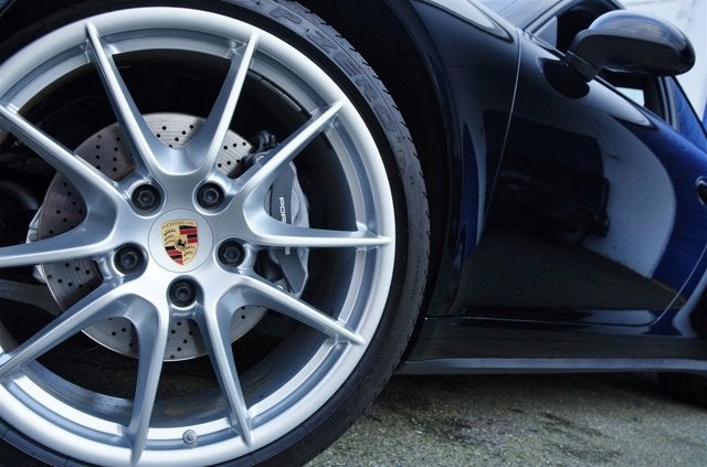 2013 Porsche 911 Carrera 4