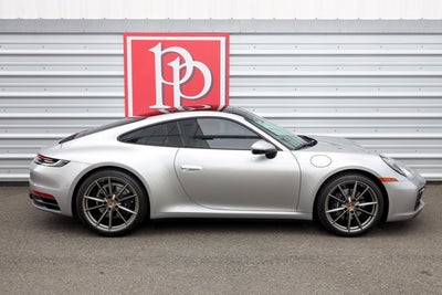 2021 Porsche 911 Carrera