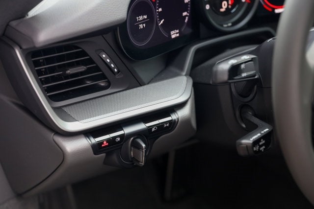 2021 Porsche 911 Carrera