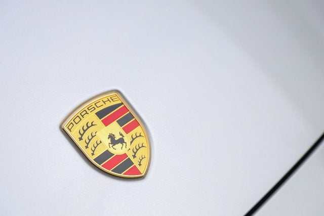 2021 Porsche 911 Carrera