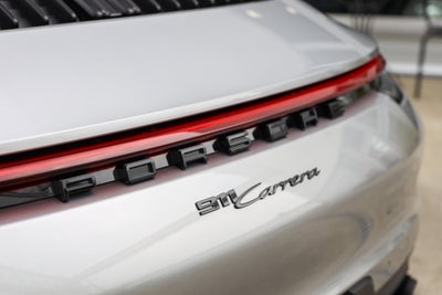 2021 Porsche 911 Carrera
