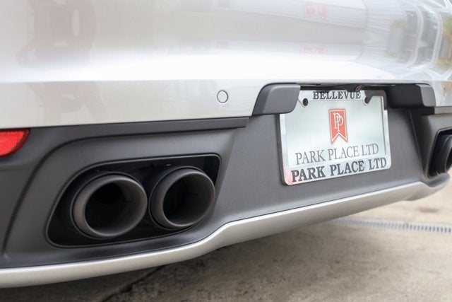 2021 Porsche 911 Carrera