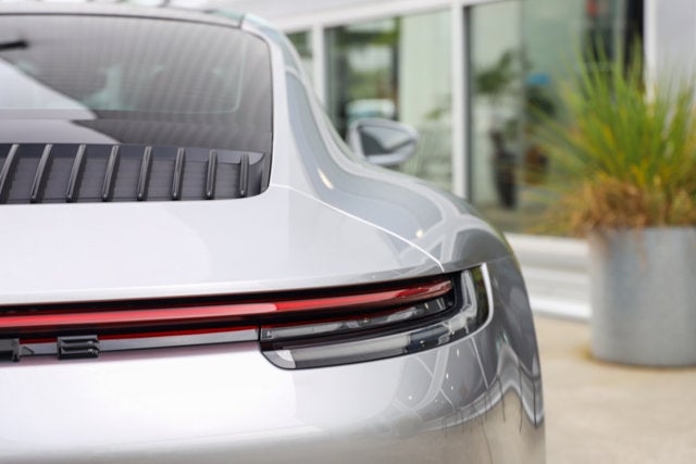 2021 Porsche 911 Carrera