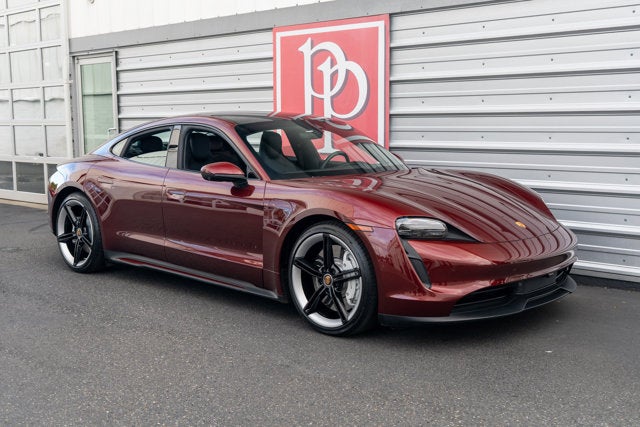 2022 Porsche Taycan RWD