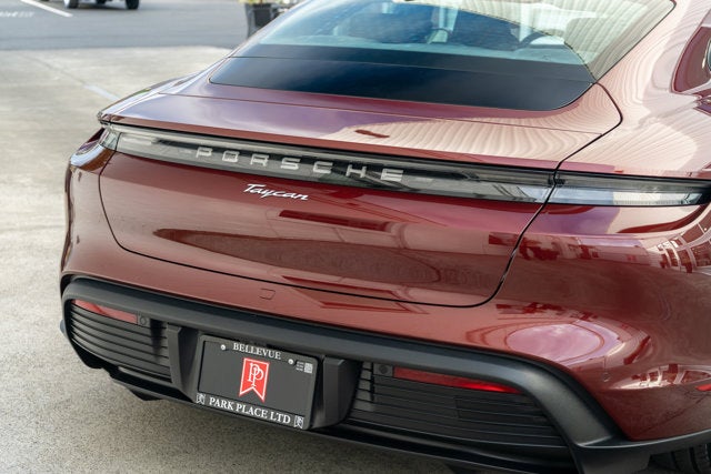 2022 Porsche Taycan RWD