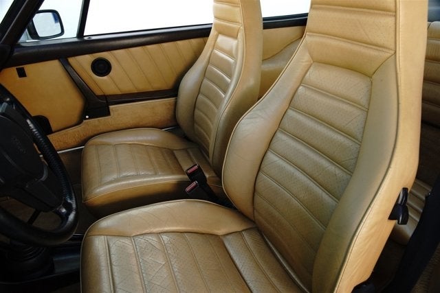 1984 Porsche 911 Carrera Coupe