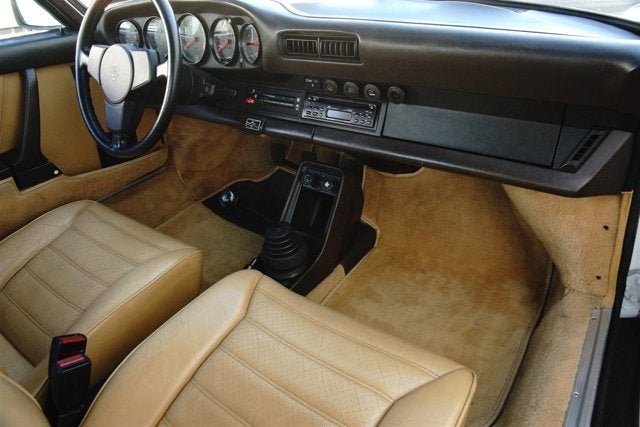 1984 Porsche 911 Carrera Coupe