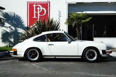 1984 Porsche 911 Carrera Coupe