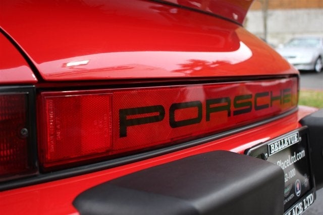 1986 Porsche 911 Carrera Widebody