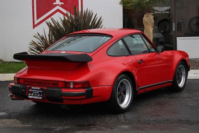 1986 Porsche 911 Carrera Widebody
