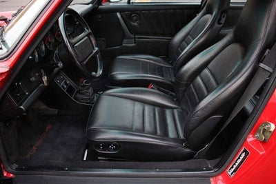 1986 Porsche 911 Carrera Widebody