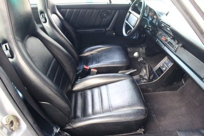 1987 Porsche Carrera Coupe