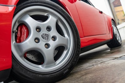 1989 Porsche 911 Carrera 4 2dr Coupe