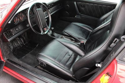 1989 Porsche 911 Carrera 4 2dr Coupe