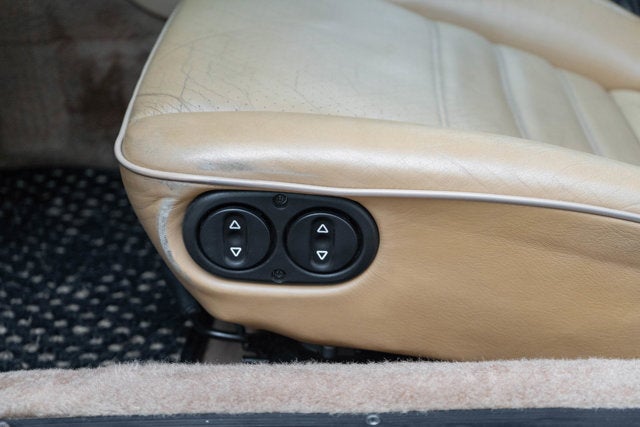 1990 Porsche 911 Carrera 4 2dr Coupe 4