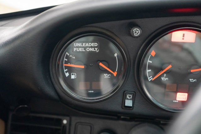 1990 Porsche 911 Carrera 4 2dr Coupe 4