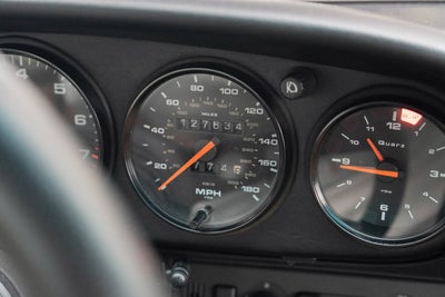 1990 Porsche 911 Carrera 4 2dr Coupe 4