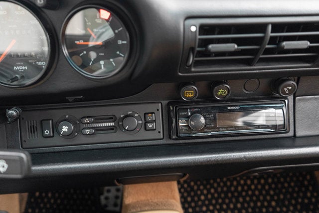 1990 Porsche 911 Carrera 4 2dr Coupe 4