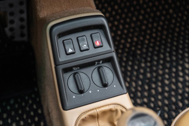 1990 Porsche 911 Carrera 4 2dr Coupe 4