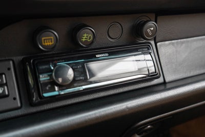 1990 Porsche 911 Carrera 4 2dr Coupe 4